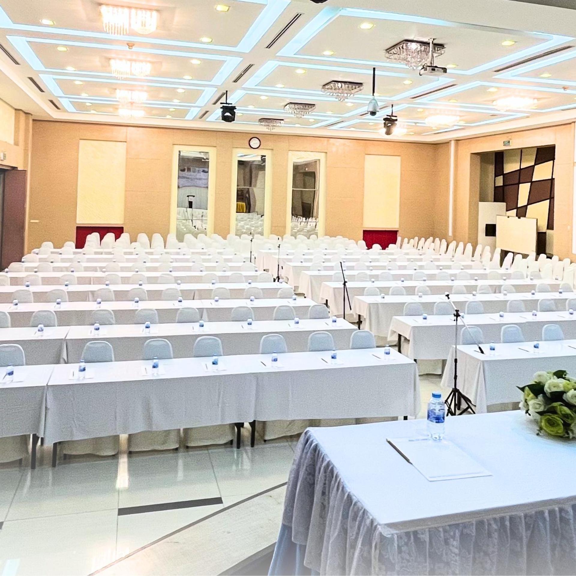 Akelada Hotel Nang Rong Экстерьер фото